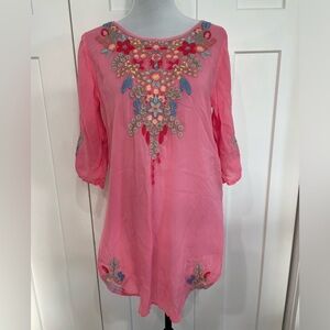 Johnny Was Blouse Tunic Pink Size Small Floral Embroidered Boho 3/4 Sleeve